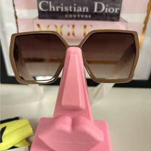 Quay Australia Hotel Lobby Oversized Square Sunglasses in Doe Brown
